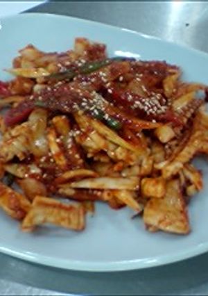 韓国で習った韓国料理“オジンオポックム”-レシピのメイン写真