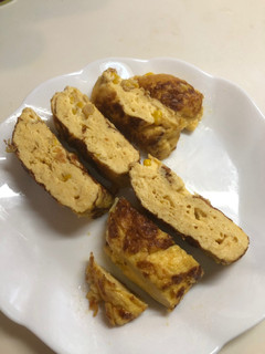 コーンチーズマヨの美味しいふわふわ卵焼き-レシピのメイン写真