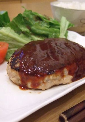 ジューシー・豚挽き肉でハンバーグ-レシピのメイン写真