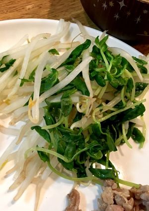 シンプル☆レンチン！もやしと豆苗-レシピのメイン写真