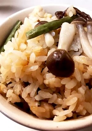 山菜水煮で簡単すぎる炊き込みご飯-レシピのメイン写真