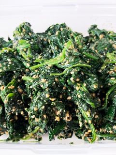 ほうれん草の胡麻和え-レシピのメイン写真