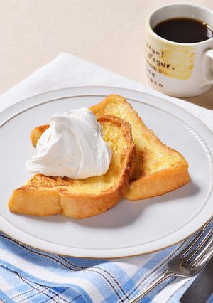 フレンチトーストホイップマリーム®添え-レシピのメイン写真