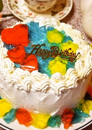ココアスポンジde宝石を散らし様なケーキ-レシピのメイン写真