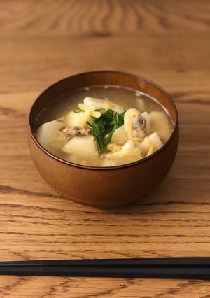 里芋とアサリで☆ポカポカ生姜味噌汁-レシピのメイン写真