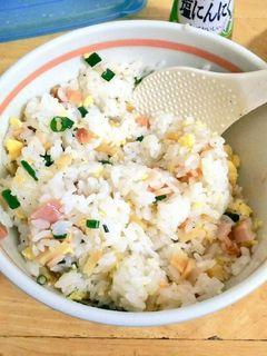 ごま油×塩にんにくで混ぜご飯-レシピのメイン写真
