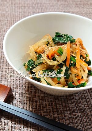 レンジで☆ほうれん草と大根の胡麻和え-レシピのメイン写真
