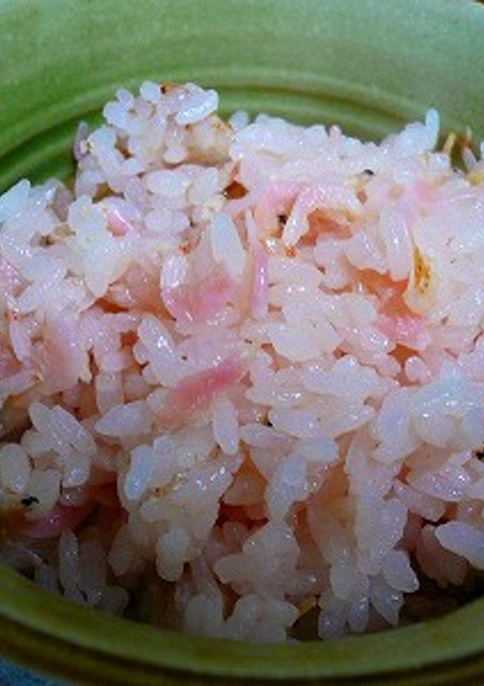 桜エビと生姜の桃色♪炊き込みご飯-レシピのメイン写真