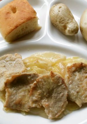 エテュヴェ♪豚肉とキャベツのコンソメ煮-レシピのメイン写真