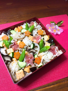 ひな祭りにお花見に♡ゴロゴロちらし寿司-レシピのメイン写真