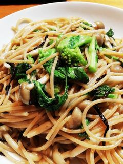 菜の花しめじの塩昆布ペペロンチーノ-レシピのメイン写真
