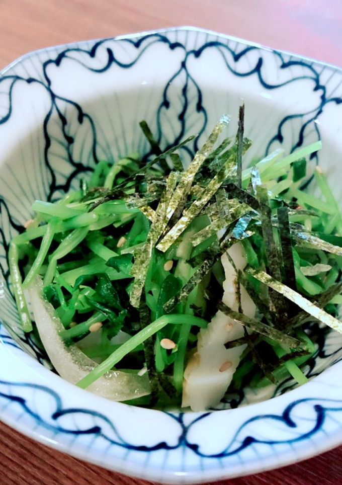 豆苗と玉ねぎのゴマ和え-レシピのメイン写真