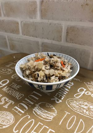 子供も大好きツナとひじきの炊き込みご飯♡-レシピのメイン写真