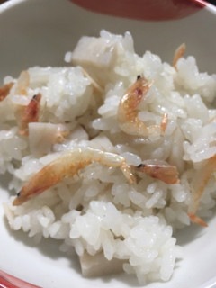 干しエビと蓮根の炊き込みご飯-レシピのメイン写真