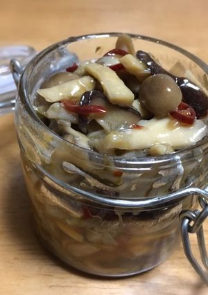 ピリ辛きのこ♡ごま油炒め煮［応用有り］-レシピのメイン写真