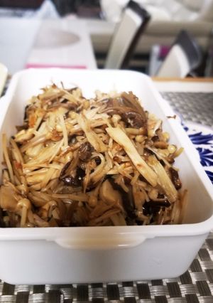 キノコの梅塩昆布炒め☆ダイエット☆骨強化-レシピのメイン写真