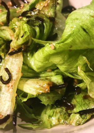 超簡単!レタスと塩昆布の即席サラダ♫-レシピのメイン写真