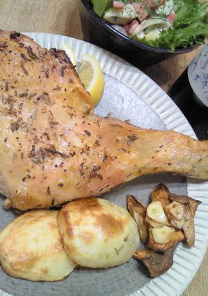 骨付きもも肉のローストチキン-レシピのメイン写真