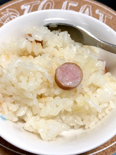 小さい子も大好き!簡単炊き込みご飯-レシピのメイン写真