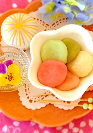 ひなまつりに☆三色のお豆腐白玉-レシピのメイン写真