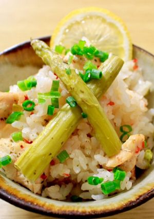 アスパラガスの洋風炊き込みご飯-レシピのメイン写真