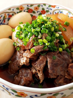 圧力鍋で♪牛すね肉と大根と卵の煮物-レシピのメイン写真