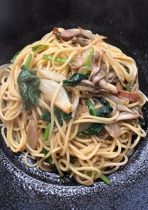 舞茸とほうれん草のパスタ、バター醤油味-レシピのメイン写真