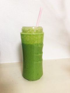 小松菜とりんごのスムージー-レシピのメイン写真
