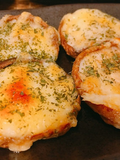 材料3つで簡単☆しいたけのチーズ焼き♡-レシピのメイン写真