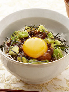 アボカドとかつおのユッケ丼-レシピのメイン写真