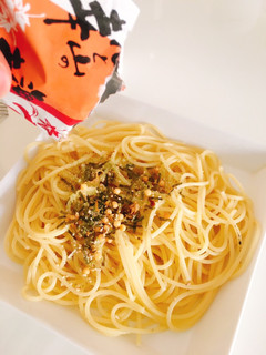 パスタとふりかけで簡単激安高コスパランチ-レシピのメイン写真