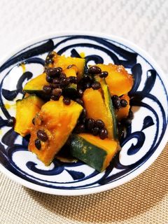 カボチャと黒大豆の煮物-レシピのメイン写真