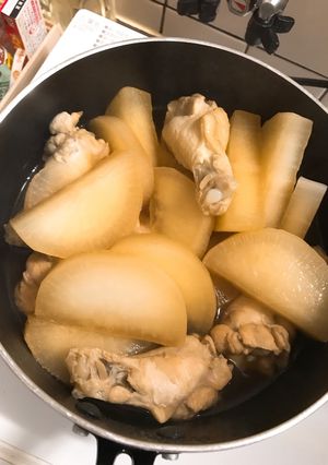 【食費を抑えたい】手羽元と大根の煮物-レシピのメイン写真