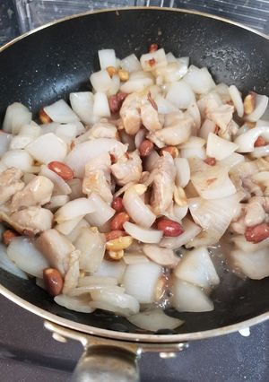 鶏肉とナッツ 炒め　ｵｲｽﾀｰｿｰｽ不要-レシピのメイン写真