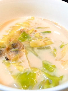 石狩鍋風♪魚介とキャベツの豆乳スープ-レシピのメイン写真