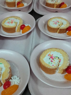 バター不使用!ふわっふわ♪ロールケーキ-レシピのメイン写真