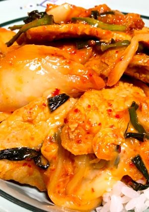 隠し味で味が締まる☆簡単すぎる豚キムチ♪-レシピのメイン写真