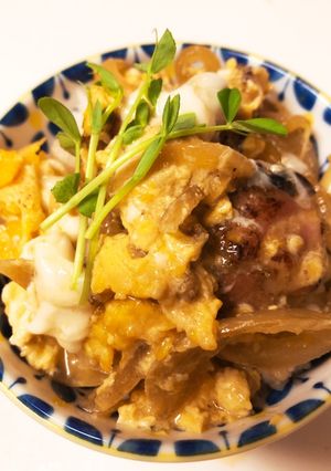 こんがり鶏の親子丼-レシピのメイン写真
