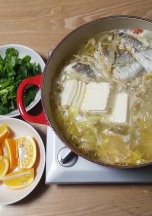 キャベツと鶏肉と鱈のパクチー鍋-レシピのメイン写真