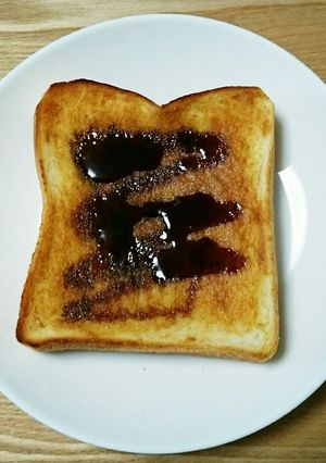 食パン☆きなこマーガリンの黒蜜かけ-レシピのメイン写真