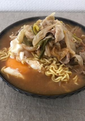 美味い!簡単!キムチ鍋(サリ麺入り)-レシピのメイン写真