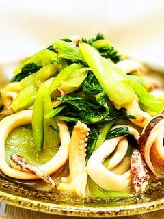 チンゲン菜とイカの辛子醤油和え-レシピのメイン写真