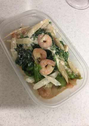 ごぼうとほうれん草、むきエビのサラダ-レシピのメイン写真