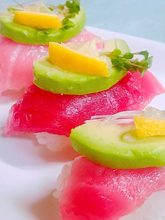 コストコのマグロの握りを華やかにアレンジ-レシピのメイン写真