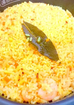 炊飯器で!ターメリック海老ピラフ-レシピのメイン写真