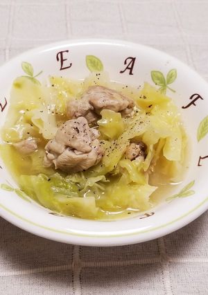 カロリー控えめ♪鶏肉キャベツ食べるスープ-レシピのメイン写真