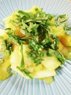 セロリとイカのカレー炒め♪セロリ楽勝!-レシピのメイン写真