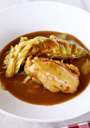 野菜の甘み！春キャベツとチキンのカレー煮-レシピのメイン写真