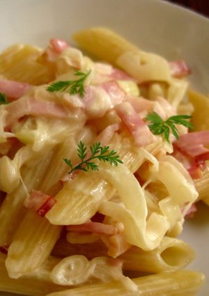 ベーコンと玉ねぎのクリームチーズパスタ♡-レシピのメイン写真