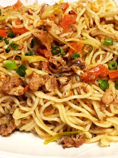 超簡単!サバ味噌煮缶で作る焼きそば-レシピのメイン写真